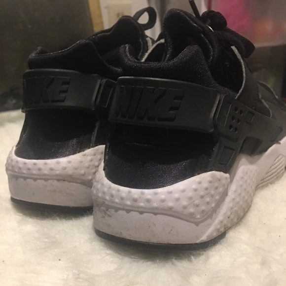 Nike - Picture 2 of 2